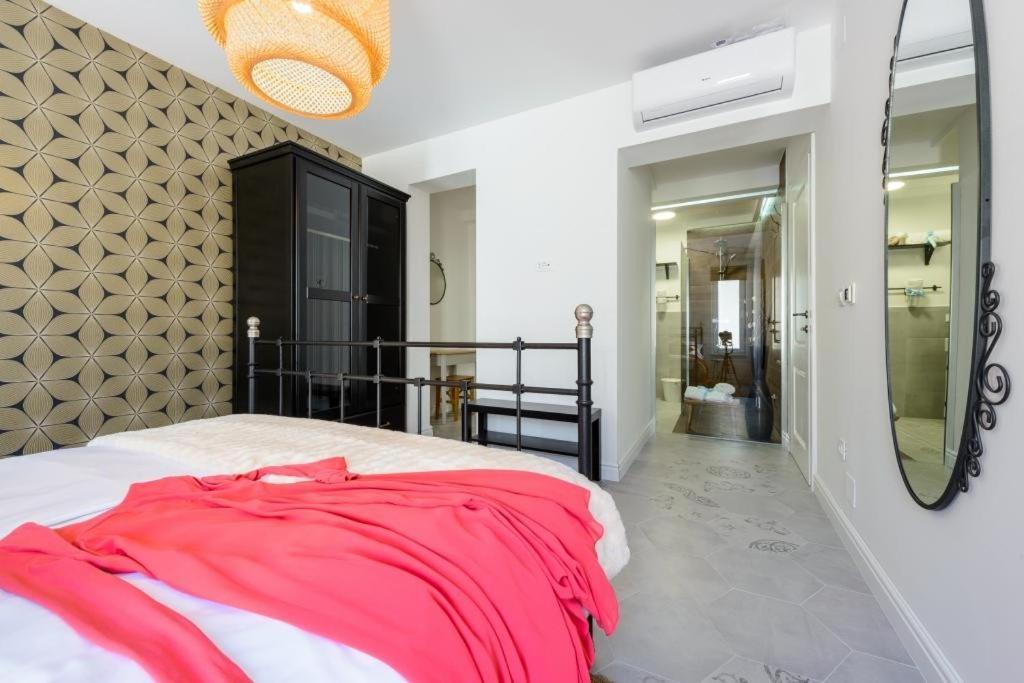 Apartments Villa Capitano Mlini Buitenkant foto